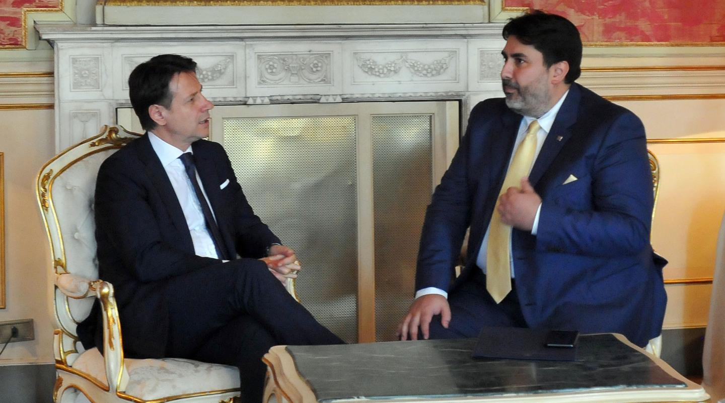 Il premier Conte con il governatore Solinas