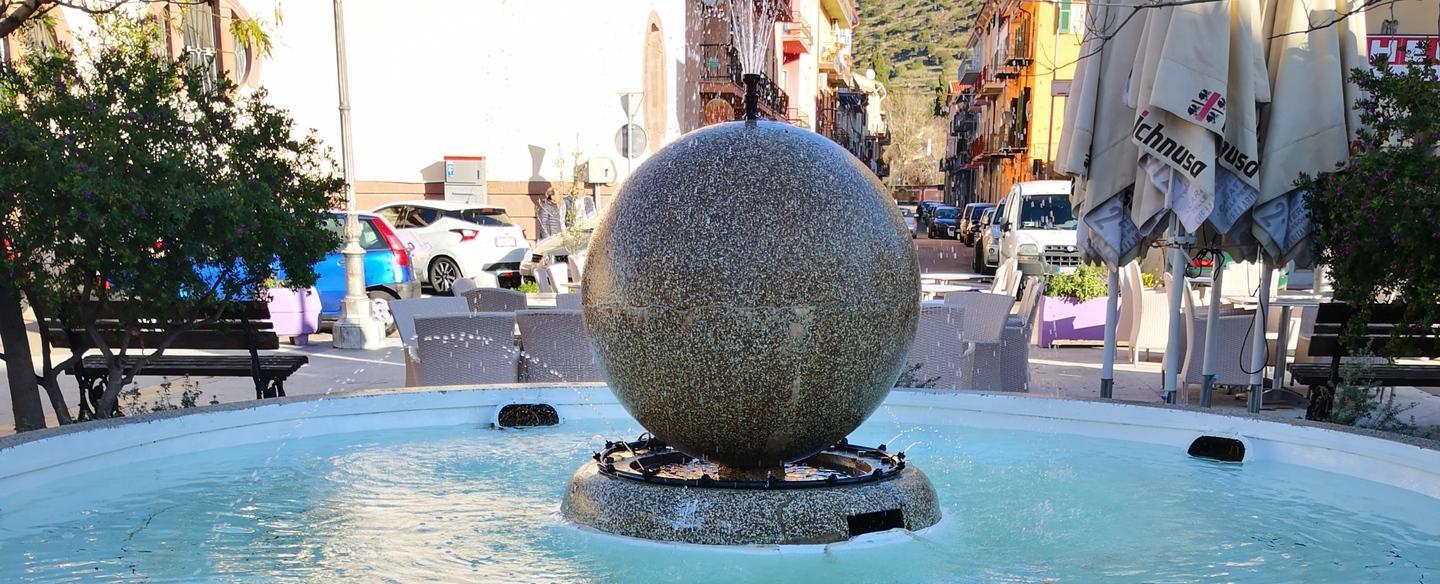 Riattivata la fontana in piazza Gioberti 