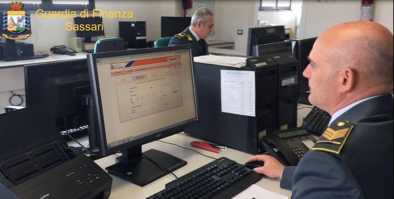 Nove furbetti del "reddito di cittadinanza" beccati dalla Guardia di finanza