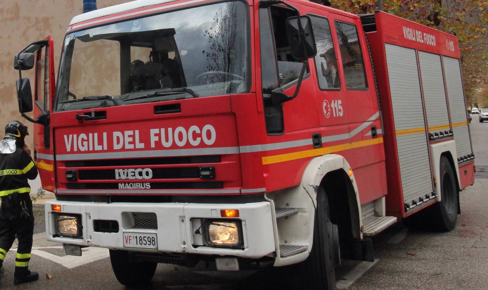 Uomo di 48 anni trovato morto in casa ad Avenza