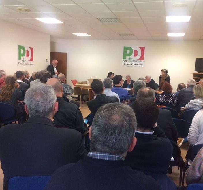 Reggio Emilia, il Pd provinciale affitta mezza sede ai dentisti 