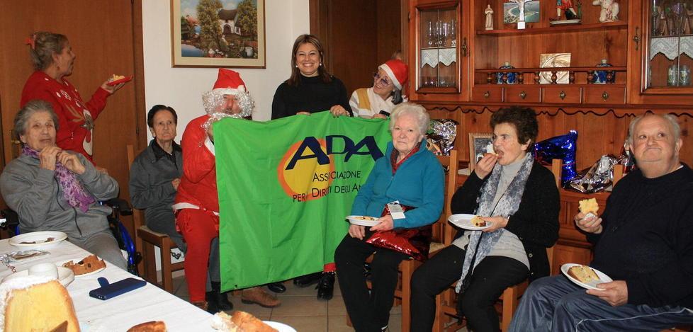 La festa a sorpresa dell’Associazione Ada
