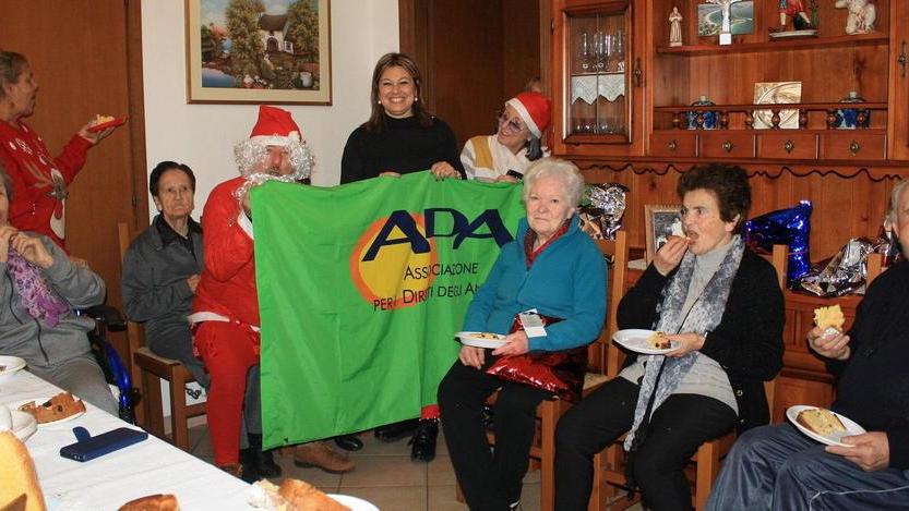 La festa a sorpresa dell’Associazione Ada