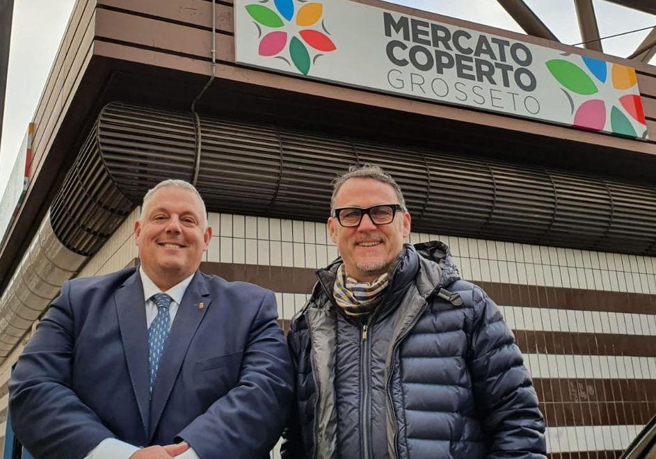 Il mercato coperto ha le nuove insegne 