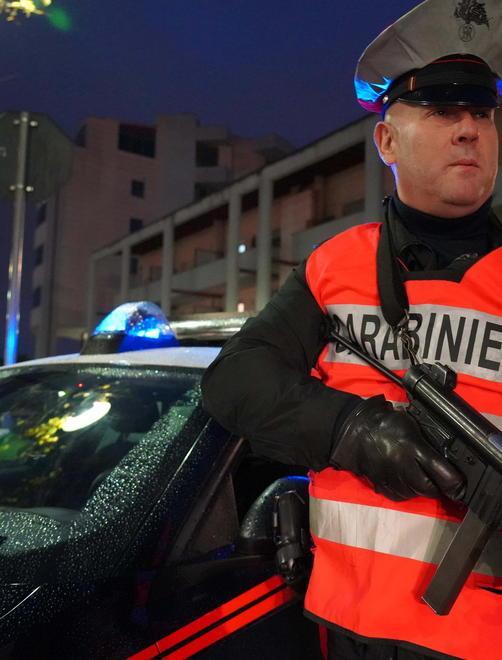 «Sono stato aggredito» Senegalese chiede aiuto in via Rospicciano