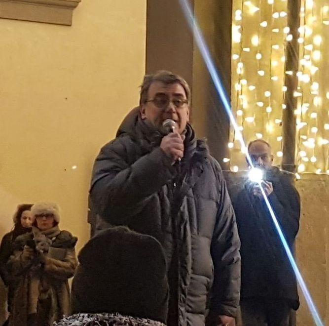 “Sardine” congelate, un mezzo flop In piazza soltanto trecento persone 