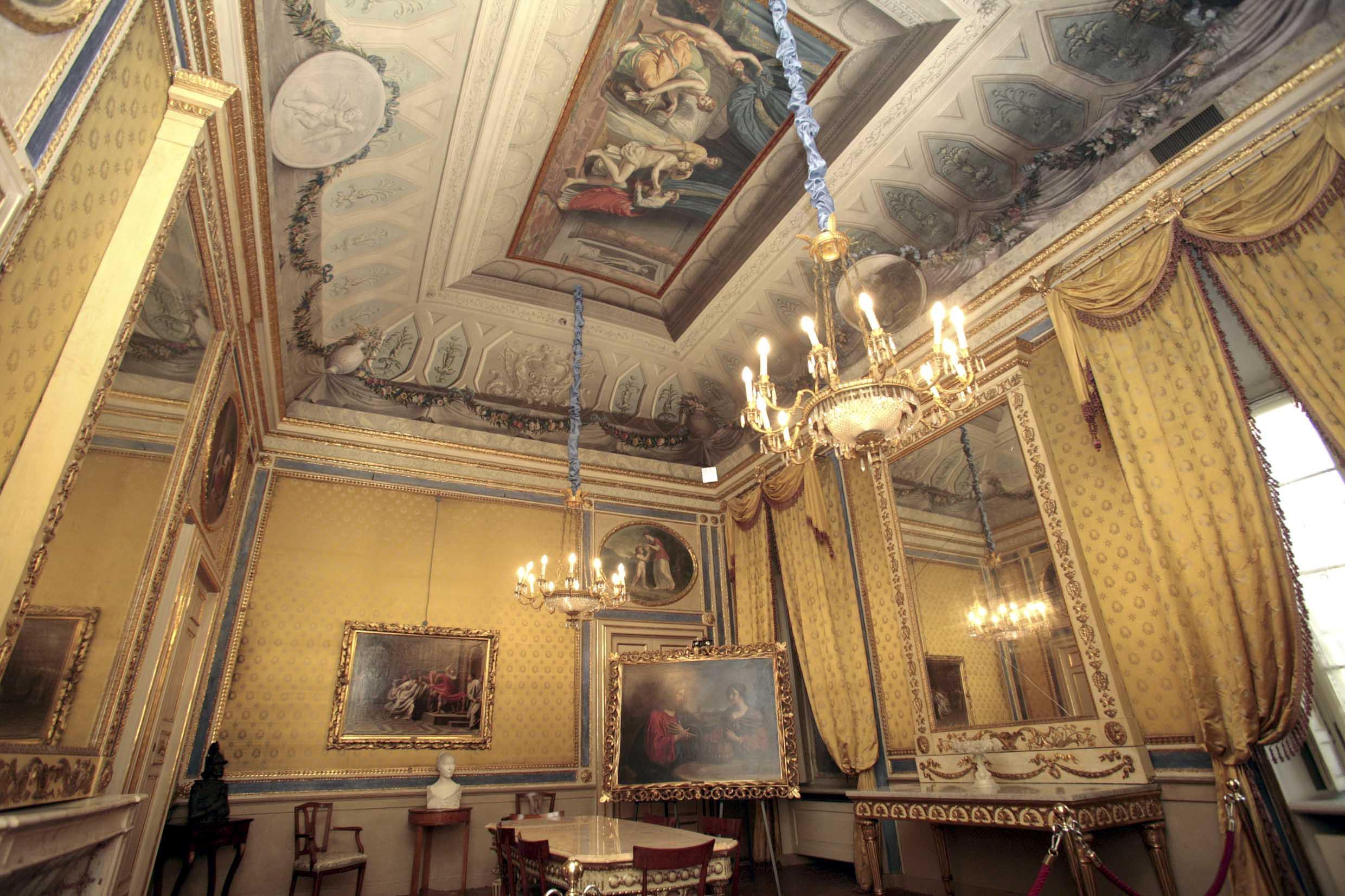 Modena. Palazzo Carandini, salotto letterario del XIX secolo  