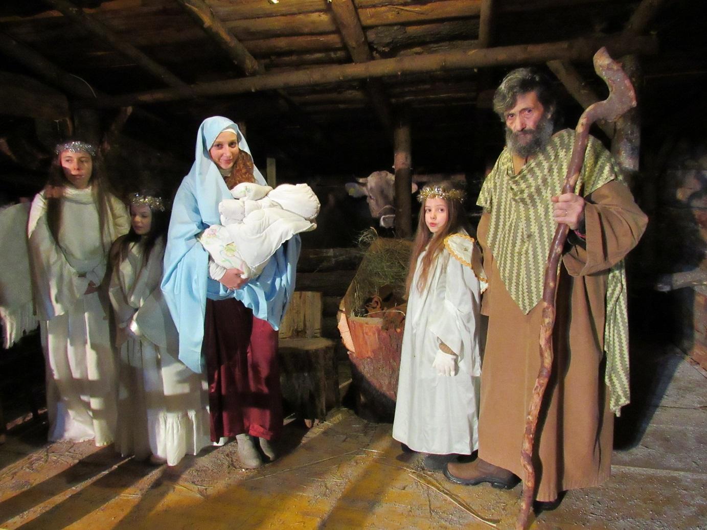 La magia del Natale con il presepe vivente di Fiumalbo 