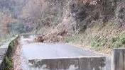Tempi lunghi per la riapertura della strada dopo la frana