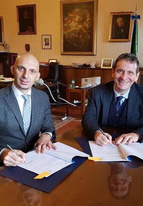 Parte la chat di vicinato I cittadini partecipano alla sicurezza 