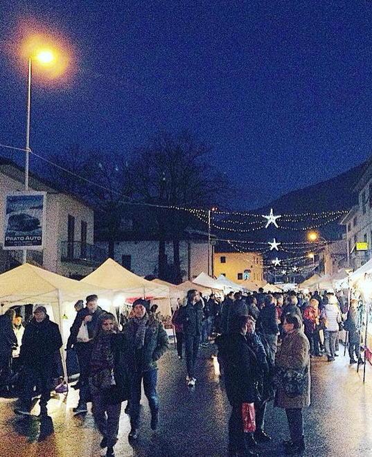 Una domenica all’insegna di feste, musica e degustazioni 