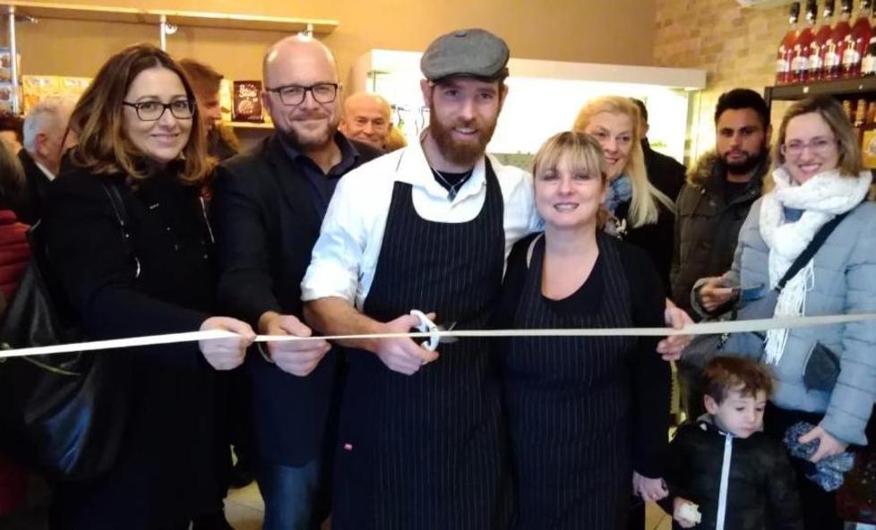Apre a Santa Maria della Fossa la bottega gastronomica “Bon” 