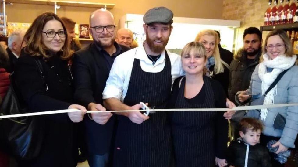 Apre a Santa Maria della Fossa la bottega gastronomica “Bon”