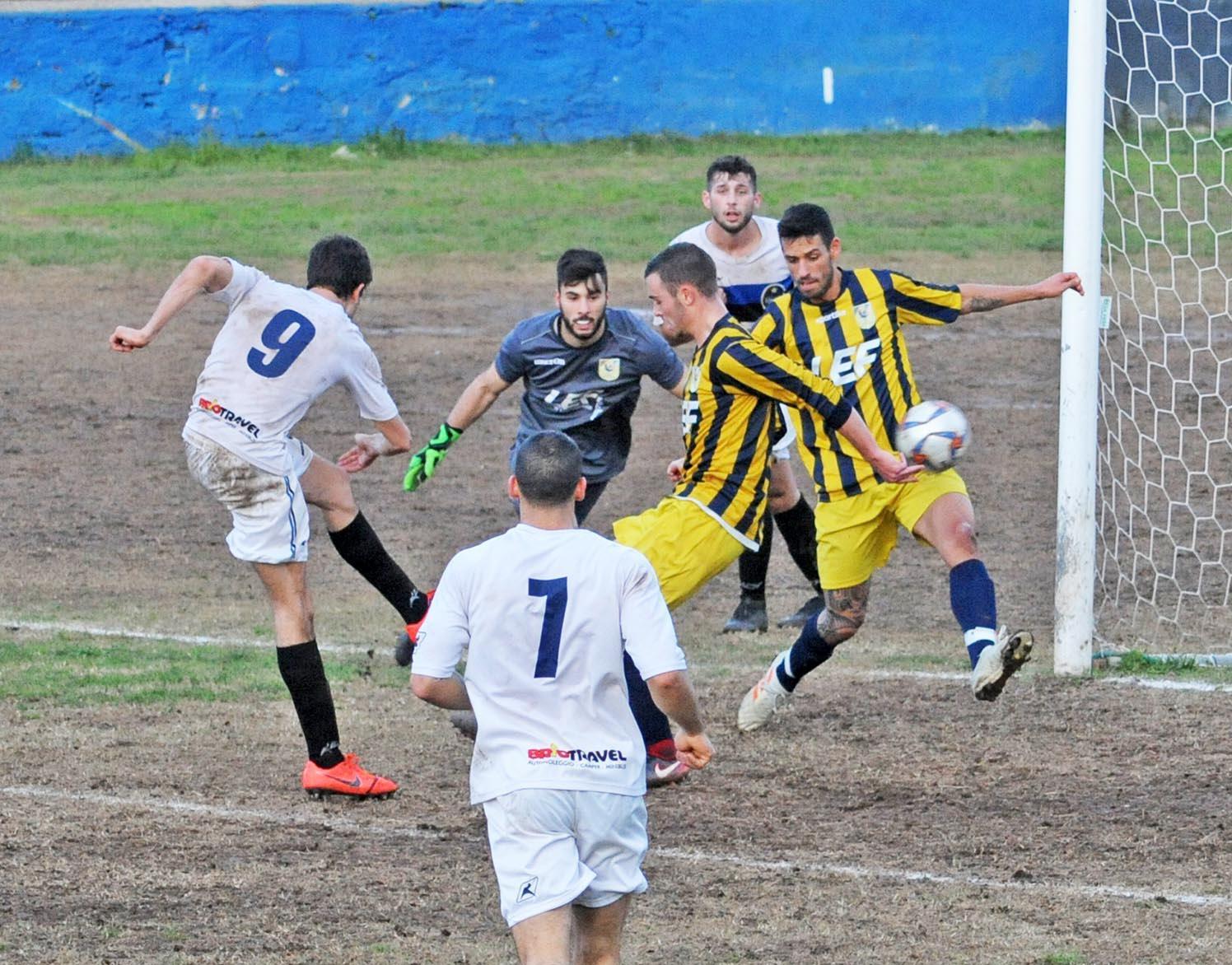 Il gol di Morelli del Piombino