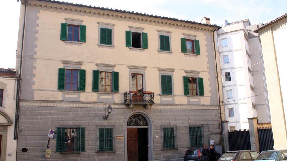 L'hospice di piazza del Collegio a Prato
