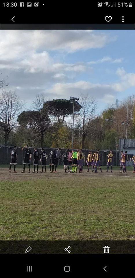 Spogliatoi danneggiati, accuse al Marginone