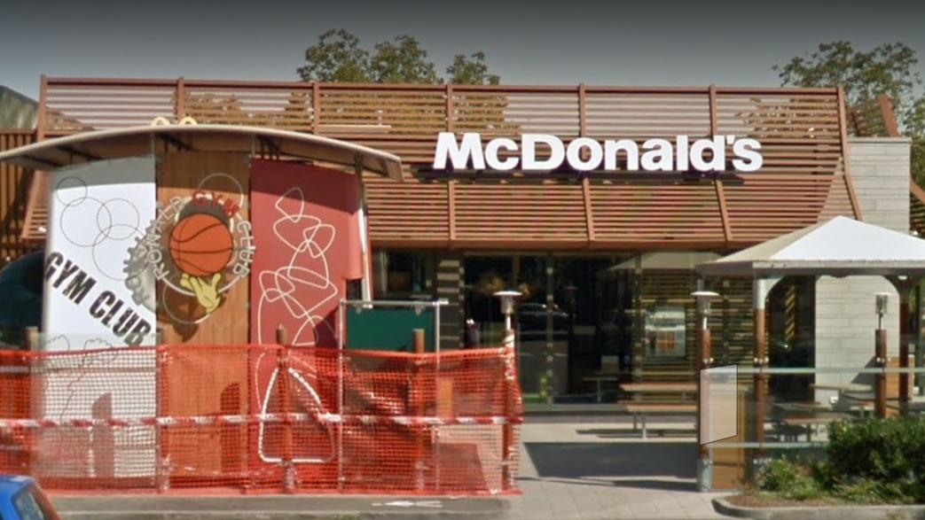 Reggio Emilia, rissa al Mc Donald's di via Copernico: cinque denunciati