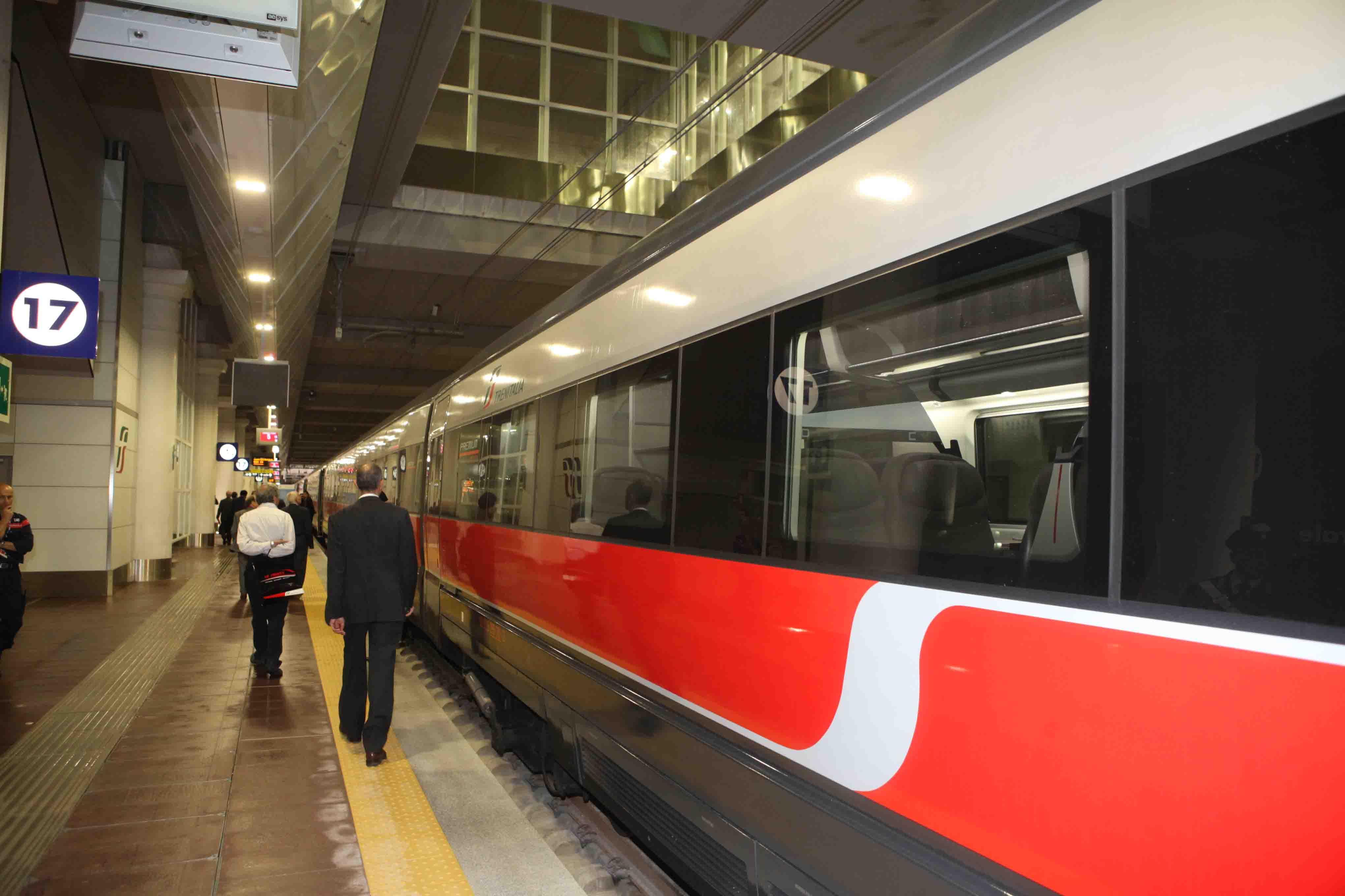 Guasto alla linea fra Reggio Emilia e Parma, disagi alla circolazione dei treni Av