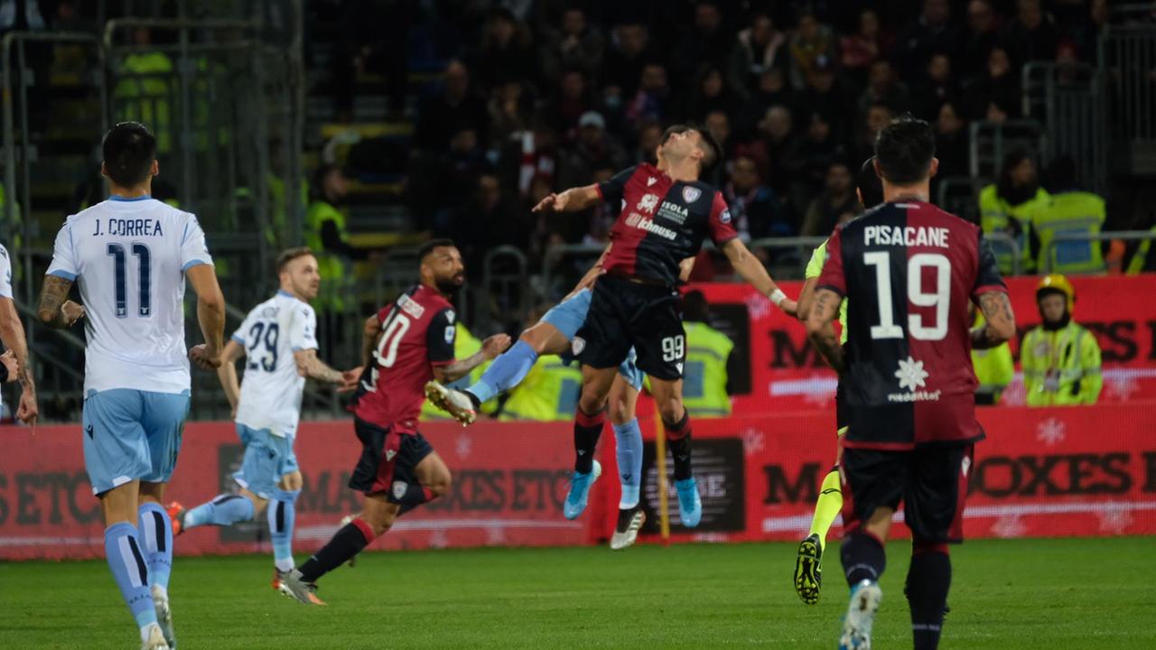 Cagliari beffato: dall'1-0 all'1-2 nei minuti di recupero 