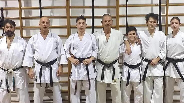 Quattro atleti della Nuova Fisiodinamic di Carrara sono cintura nera di 1° Dan