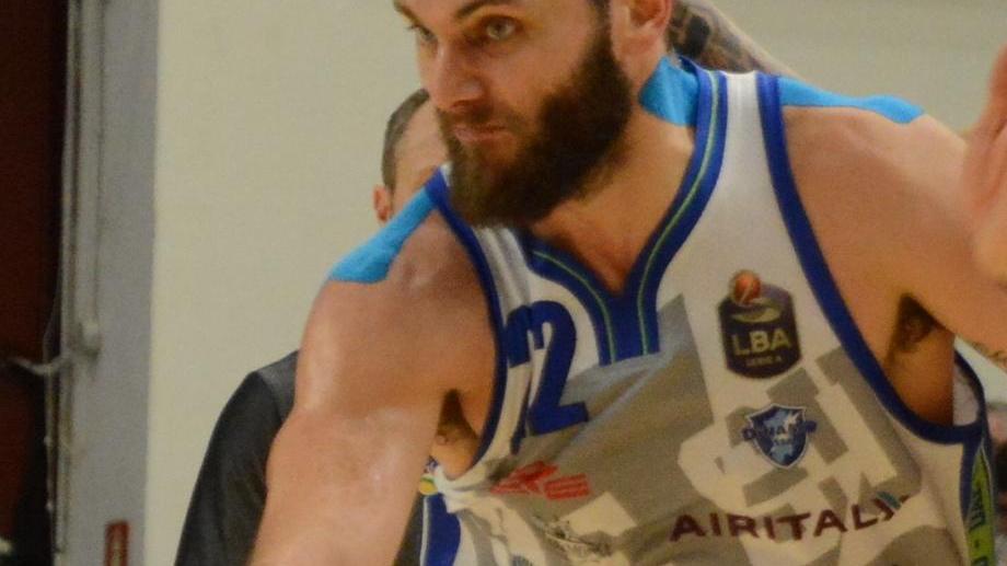 Mattinata da star per Micky Vitali Super ripresa per Evans e Gentile