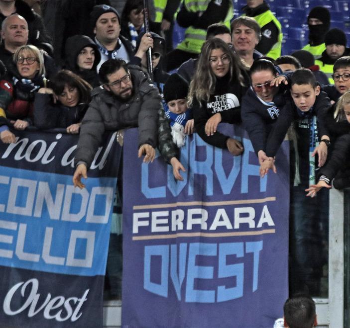 I tifosi scatenati all’Olimpico Duecento voci in coro per la Spal 