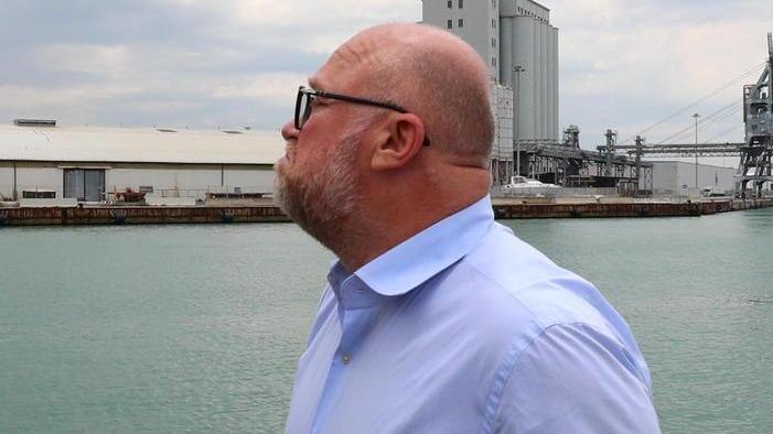 Nogarin punta a guidare il porto di Gioia Tauro: «Devo mantenere una famiglia di 5 persone»