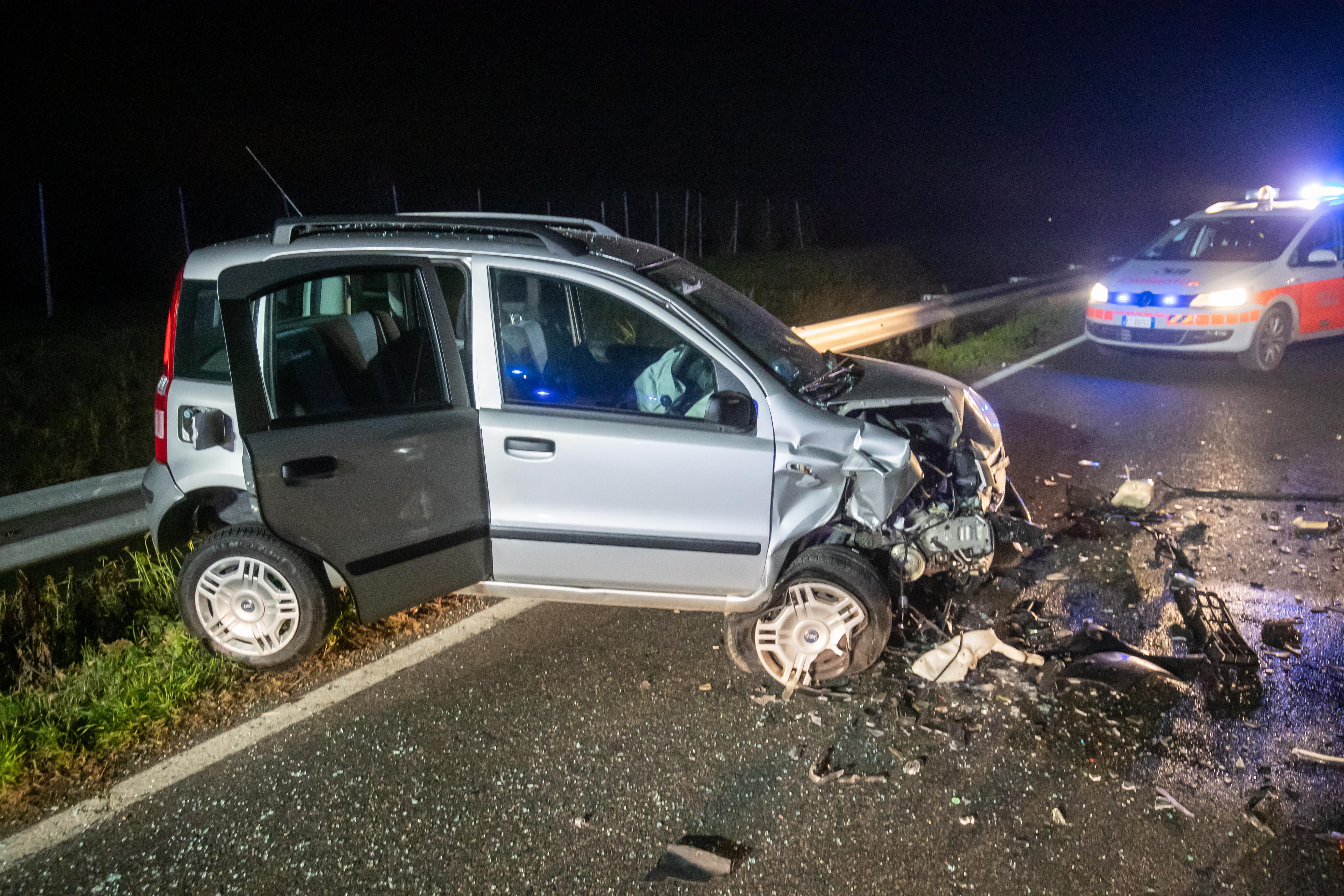 Copparo, tre feriti nello scontro tra auto