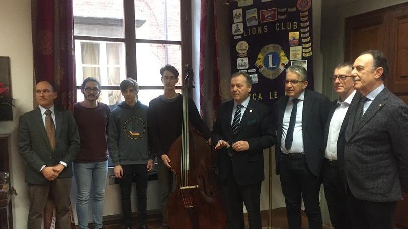 Dai Lions un contrabbasso in regalo per il “Boccherini”