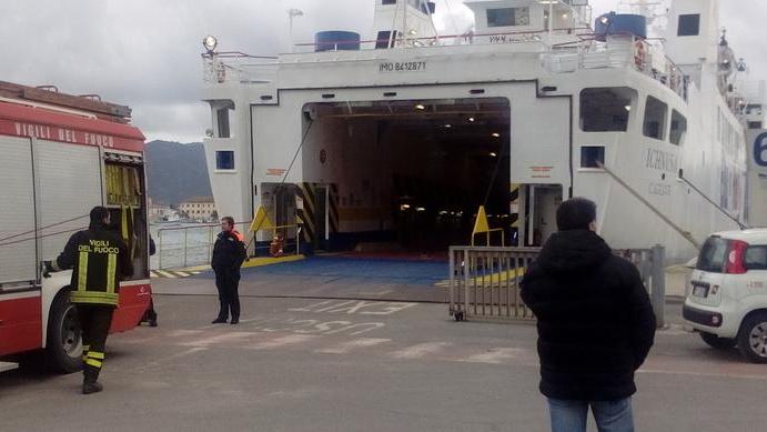 Mobilitazione sul porto per un’esercitazione sulle banchine e in mare