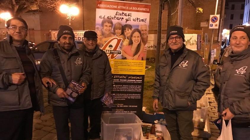 Sardine solidali Donati tre quintali di generi alimentari per i bisognosi