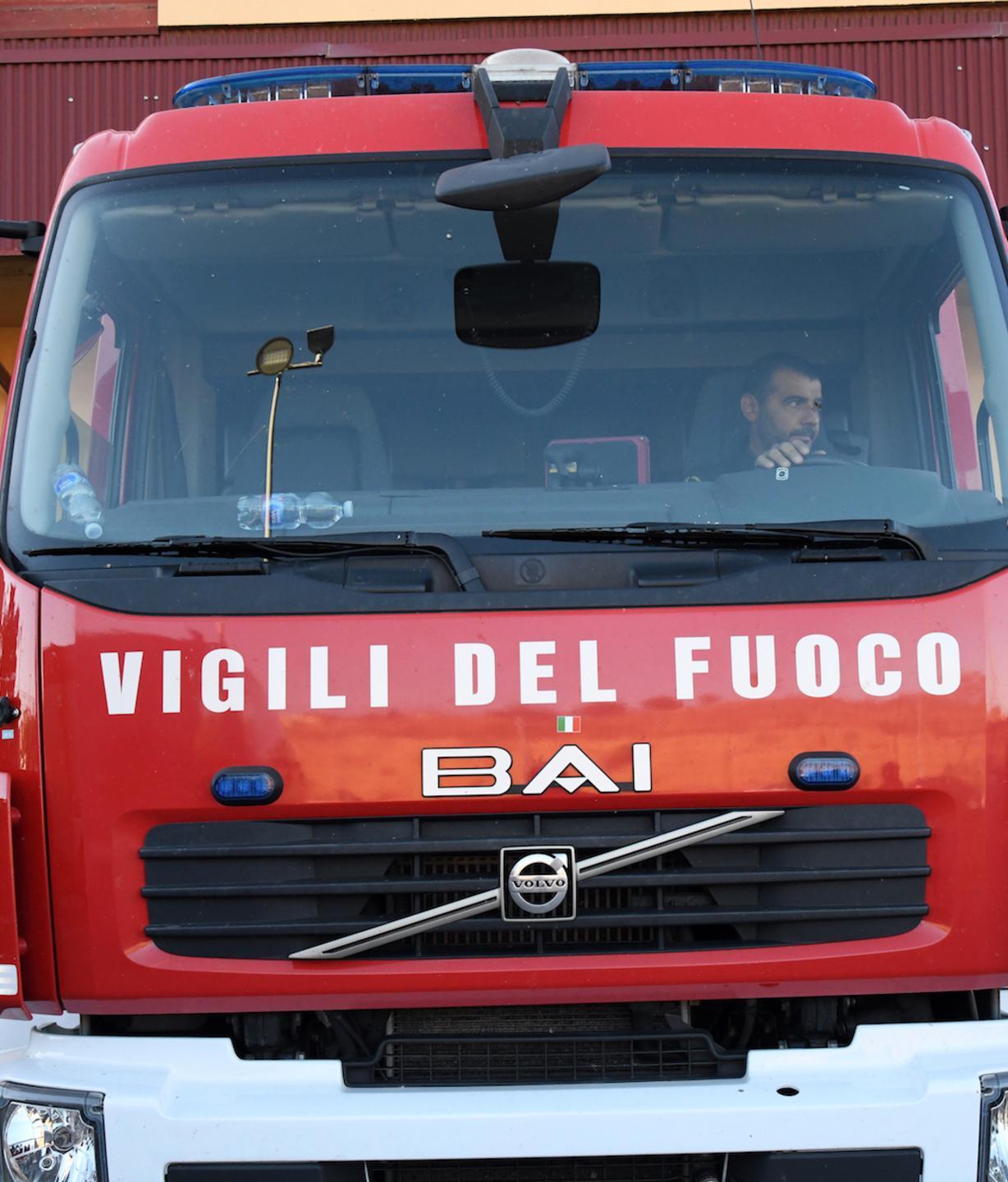 Vigili del fuoco a Bono mozione in Regione per una nuova sede