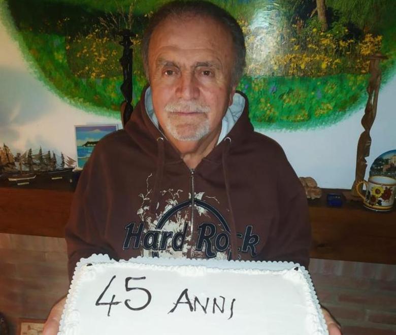 Festa per l’anniversario speciale 45 anni di astinenza dal fumo
