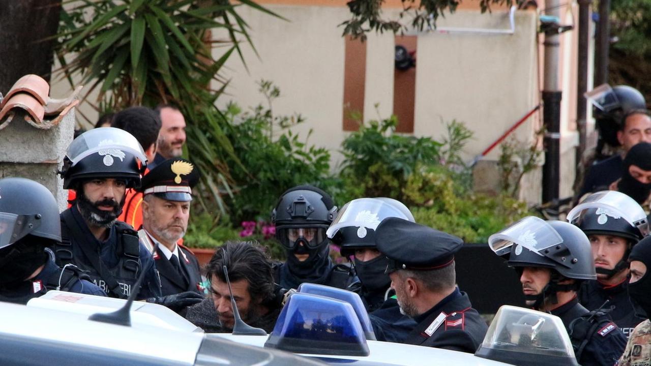 Porto Torres, accoltellò un carabiniere: condannato a nove anni