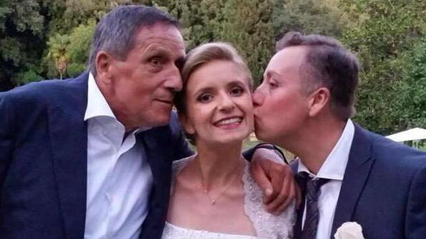 Marco Romanini con i figli Caterina (nel giorno del matrimonio) e Gianmarco