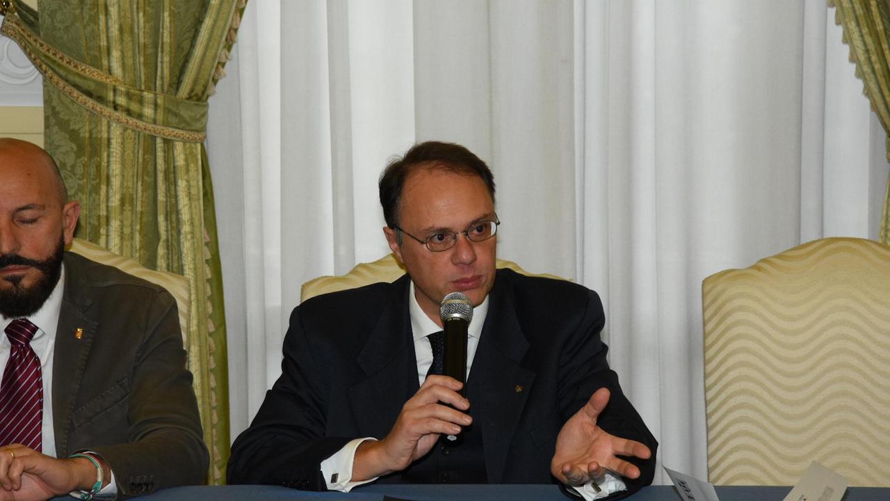 A Follonica è arrivato il commissario