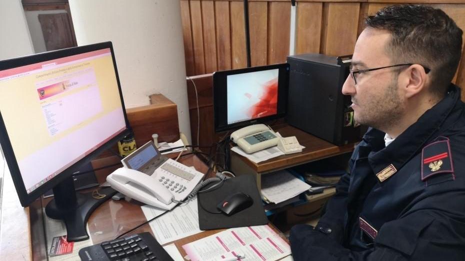 I consigli della Polizia postale per i rischi di acquisti on line