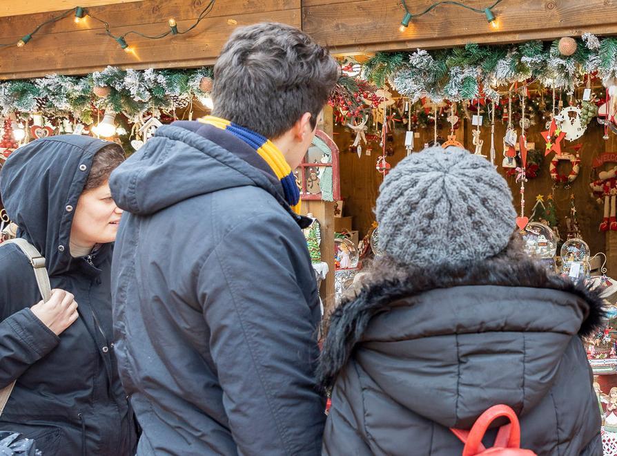 A Toano mercatini con artigianato, articoli da regalo e punti ristoro