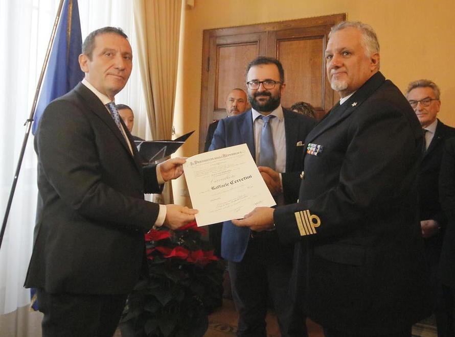 Quattro onorificenze a cittadini illustri consegnate dal prefetto Castaldo 