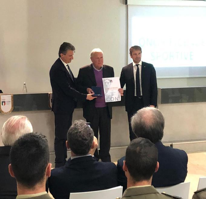 Medaglia al merito sportivo per il vecchianese Sermonti