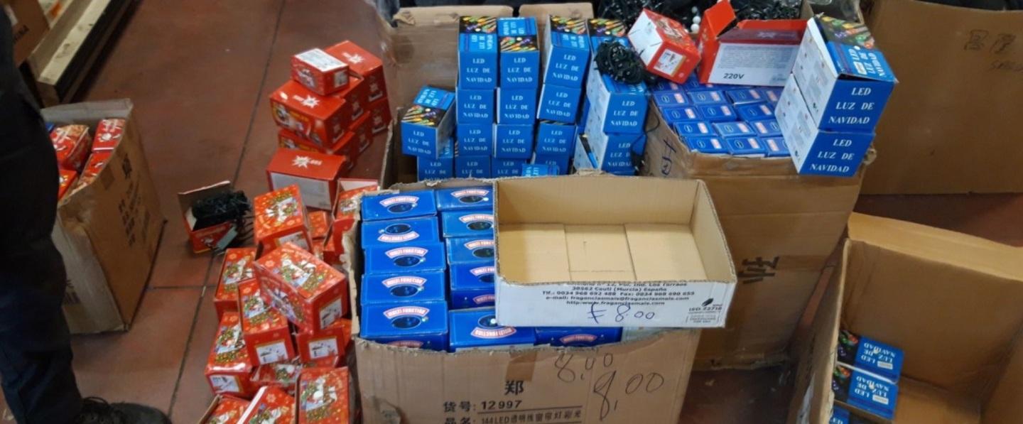 Sequestrate 300mila luminarie fuori norma 