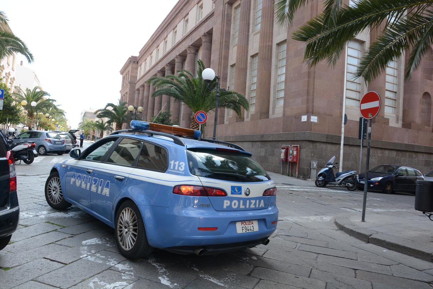 Sassari, a processo per l’estorsione al bar 