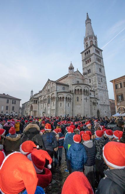 I modenesi:"Amore, giochi e tolleranza come regali sotto l'albero"