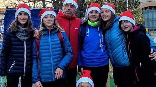 Christmas Run, cori in scena e vin brulè attorno al fuoco