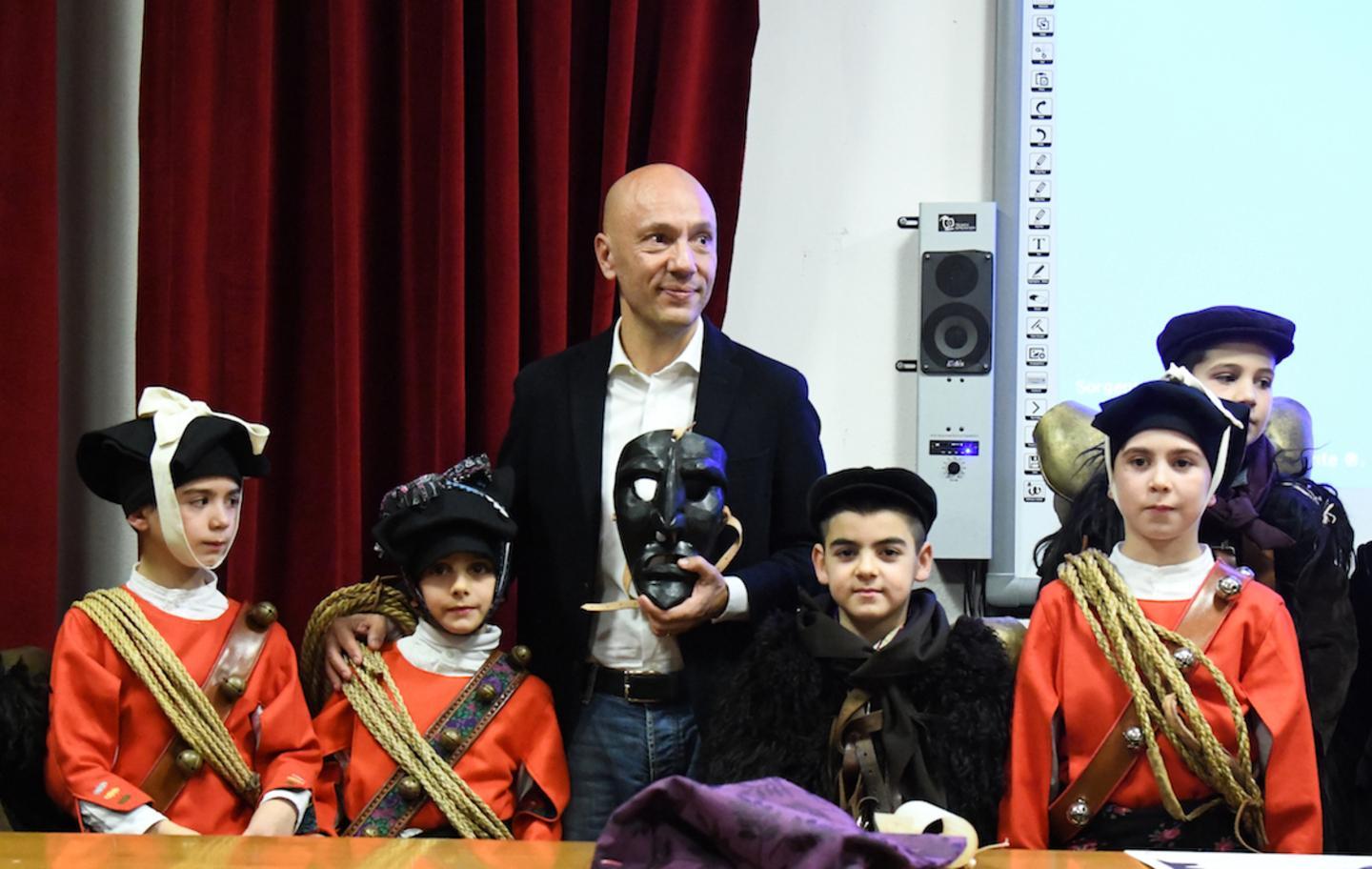 Mamuthone e issohadore ad honorem 