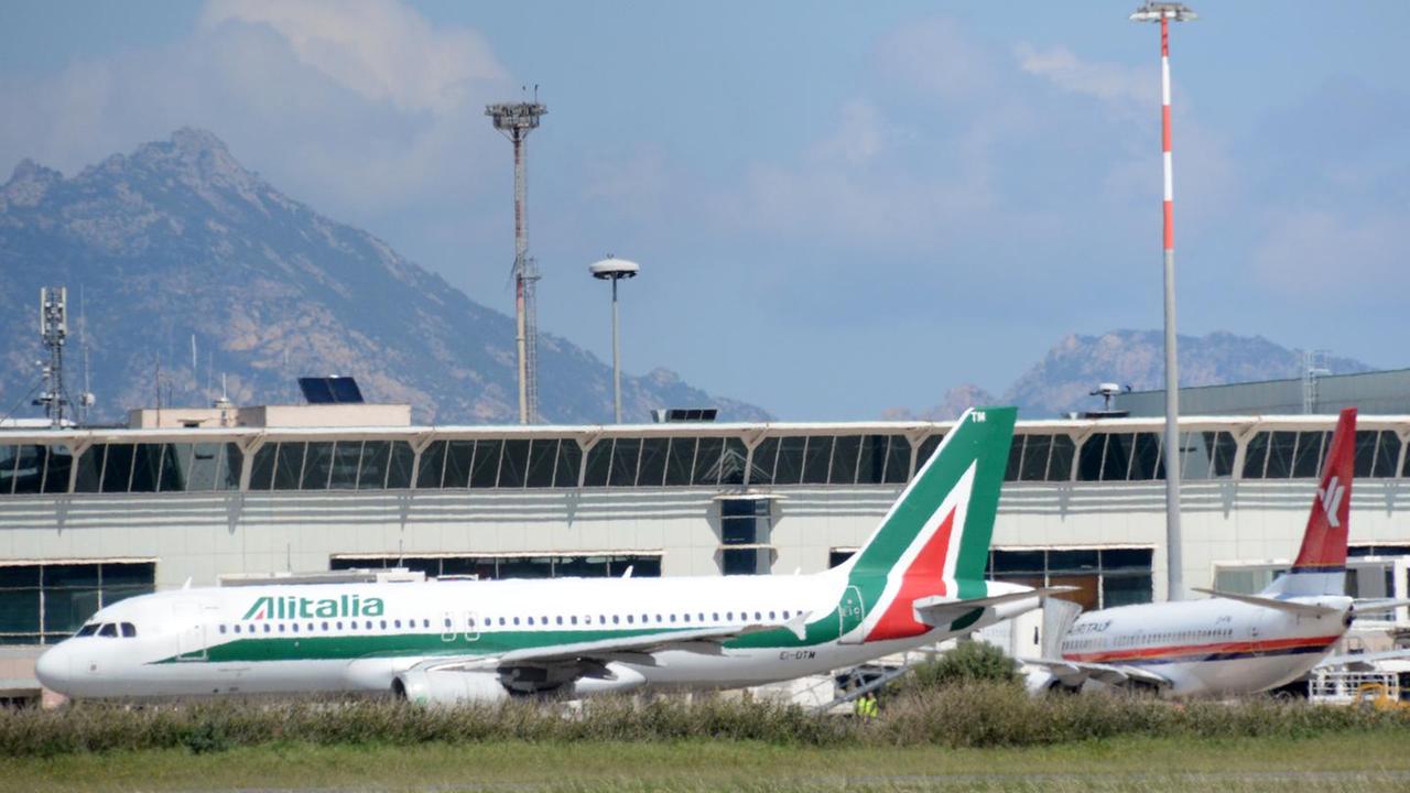Trasporti aerei, incognita Air Italy e Alitalia sul futuro della continuità
