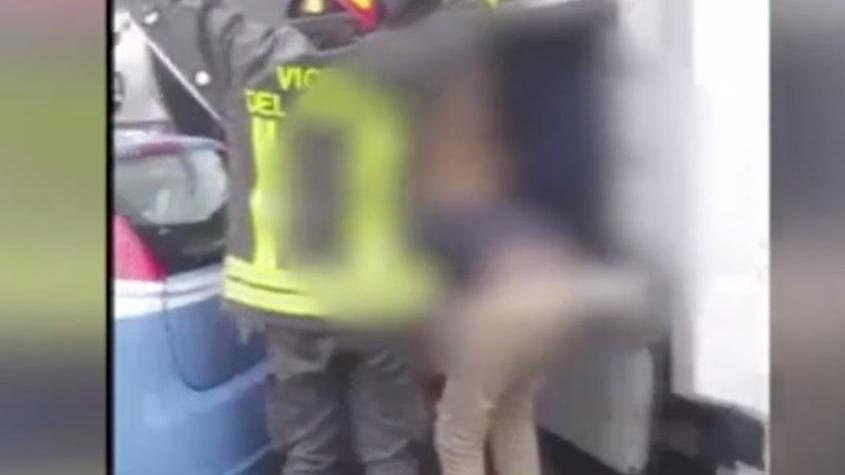 L’omicidio del cingalese in centro fa smantellare una tratta di esseri umani