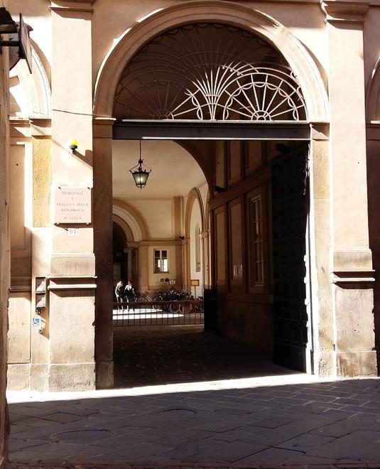 Circonvenzione d’incapace, coppia condannata a tre anni 
