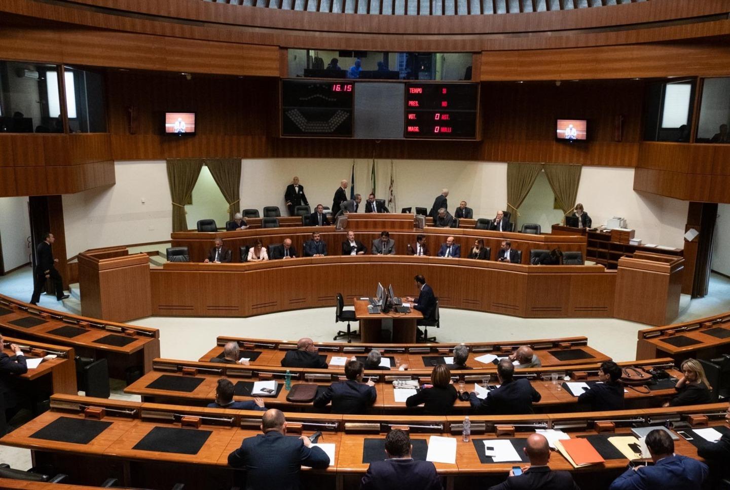 Manovra, giunta al lavoro: 9 miliardi per lo sviluppo 