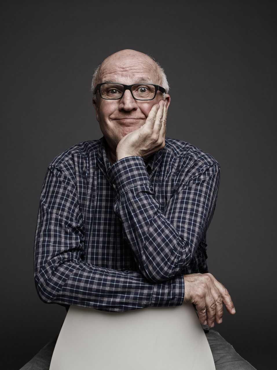 Ottana, per Pantheon eventi oggi va in scena Paolo Hendel